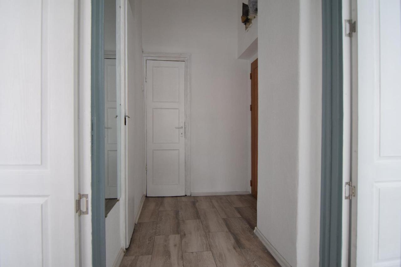 Resedinta Balcescu Apartment Bucureşti Exterior foto