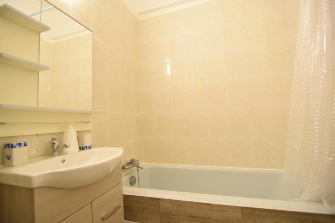 Resedinta Balcescu Apartment Bucureşti Exterior foto